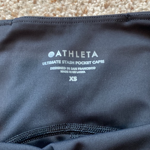 Athleta 3/4 stash pocket pant size xs - Picture 3 of 4